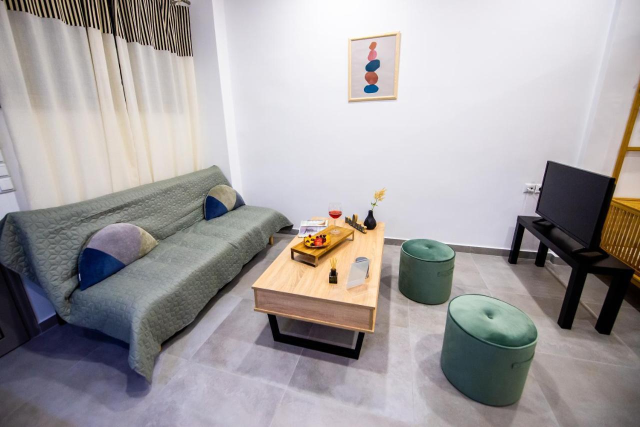 Indigo Apartment 1 Каламата Екстер'єр фото